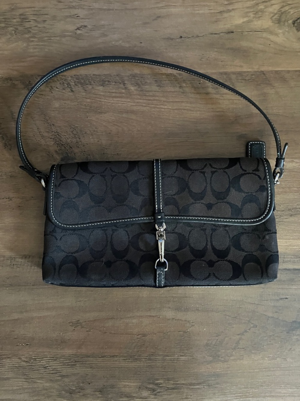 Vintage Coach Hampton Black Signature Jacquard Shoulder Clutch